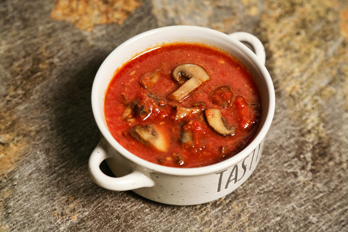 This classic twist combines our savory tomato sauce with flavorful sauteed cremini mushrooms for a unique taste and texture you are sure to love.